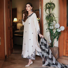 Fabric Dobby Jacquard Lawn 3 Piece Shirt, Trousers & Dupatta EC36