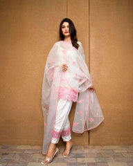 Sanober Azfar Fabric Organza with Grip Trousers Atal Inner 3 Piece Shirt, Trousers & Dupatta EC102