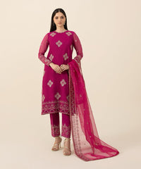 Fabric Lawn 3 Piece Shirt Trousers And Dupatta SC103